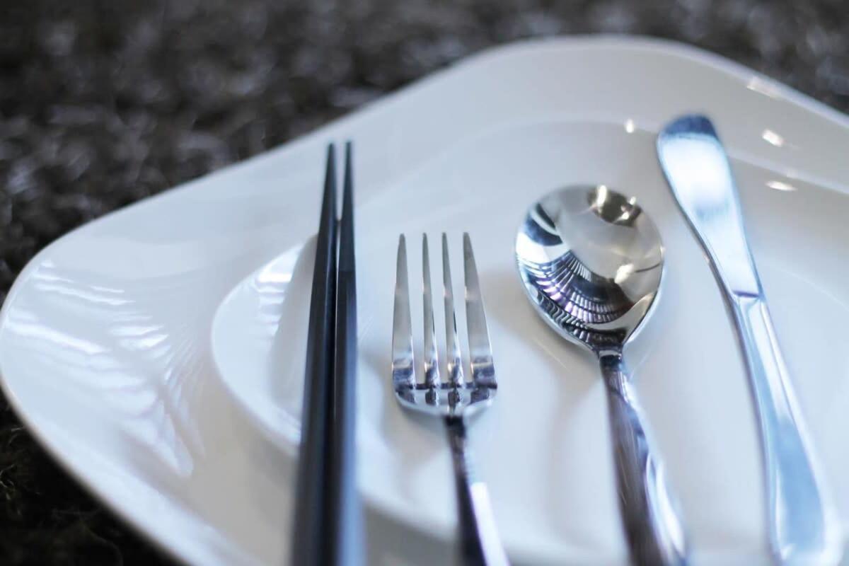 Bhotel La-Shante - 5 Mins Walk To The Peacepark & 2Br 10 Ppl #101 Hiroshima Buitenkant foto