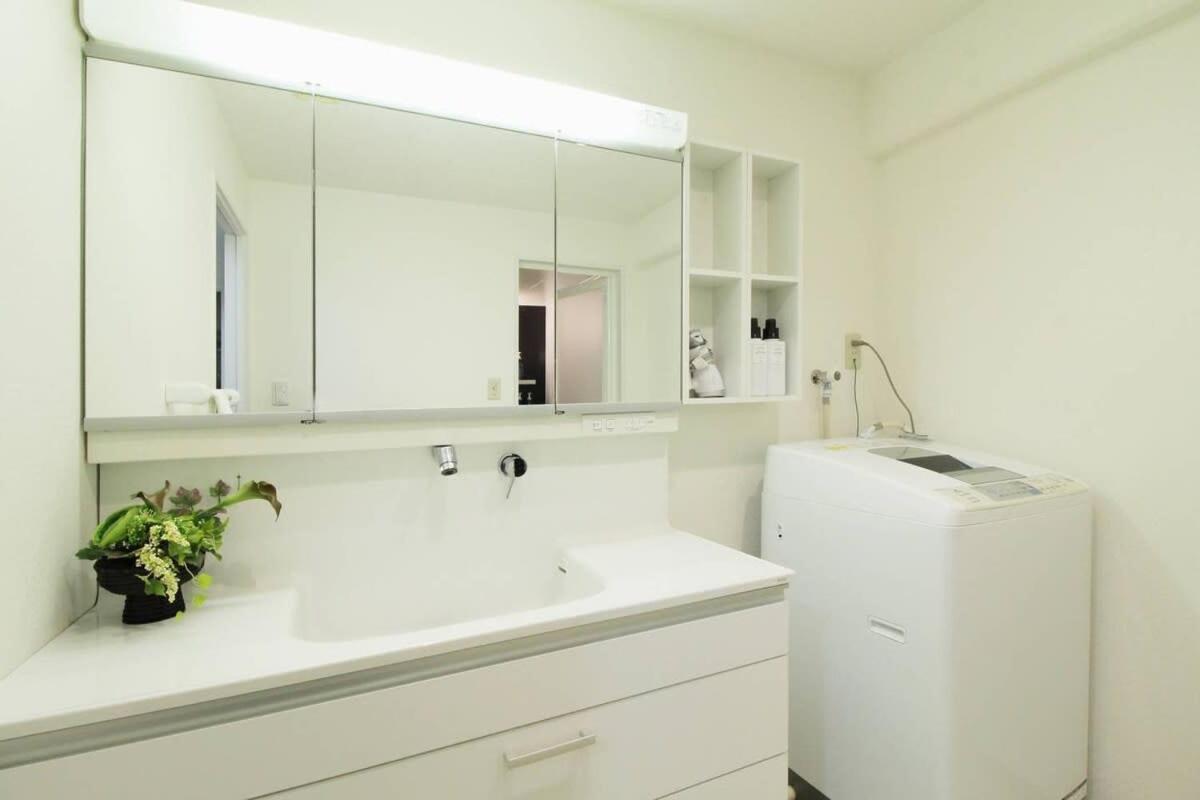 Bhotel La-Shante - 5 Mins Walk To The Peacepark & 2Br 10 Ppl #101 Hiroshima Buitenkant foto