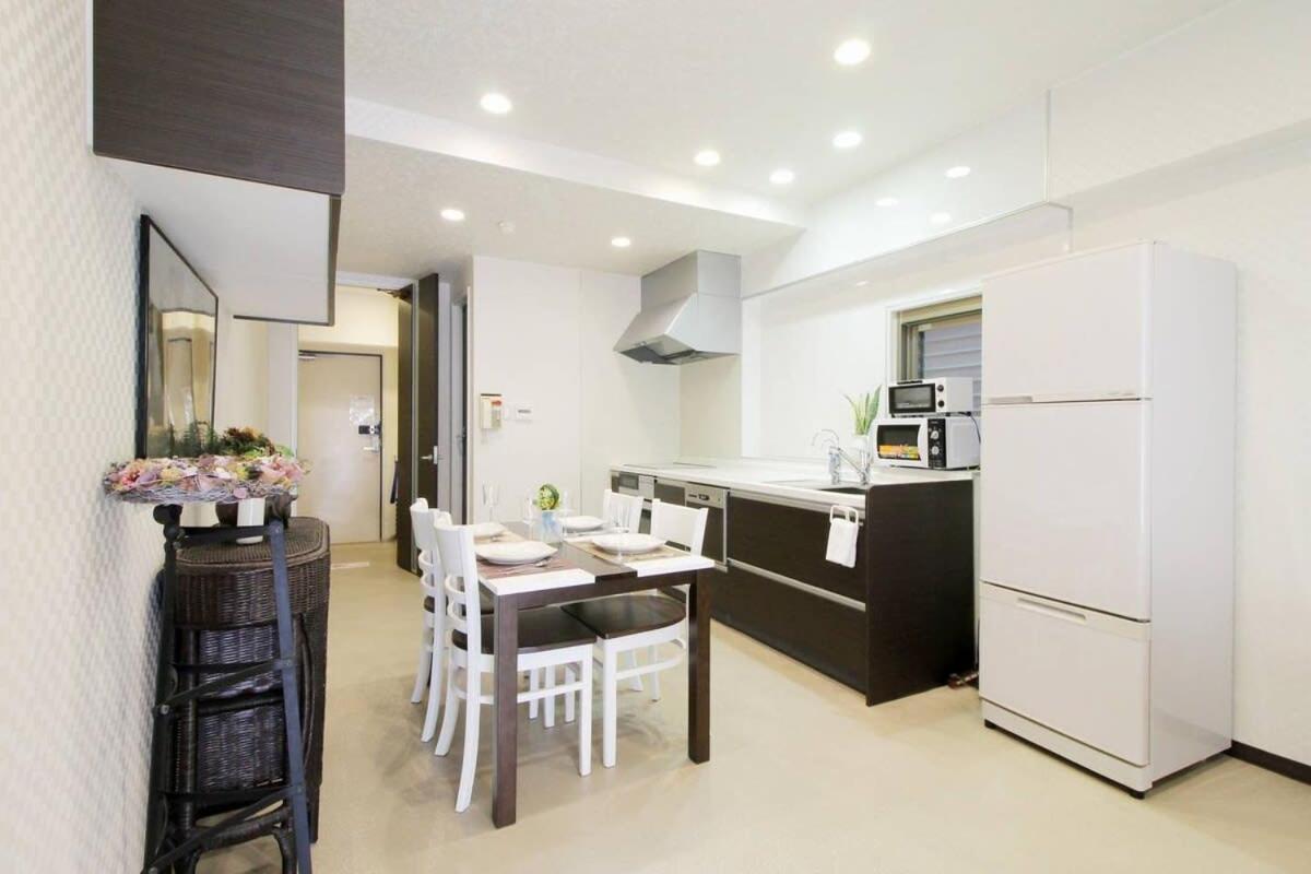 Bhotel La-Shante - 5 Mins Walk To The Peacepark & 2Br 10 Ppl #101 Hiroshima Buitenkant foto